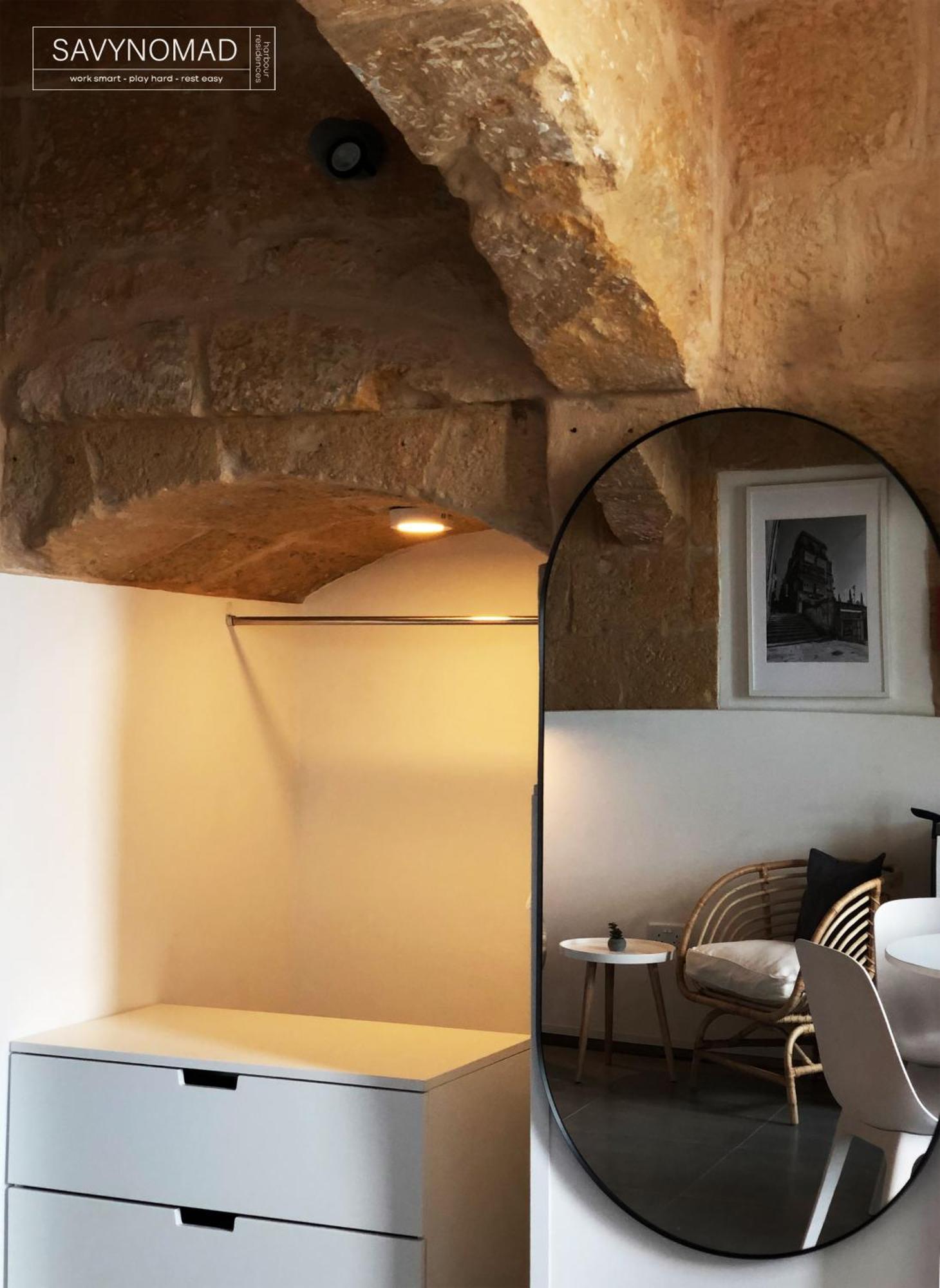 Wave 24 Savynomad Harbour Residence & Private Spa Cave La Valeta Exterior foto